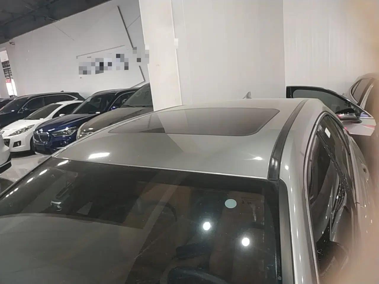 Lexus UX New Energy 2020 300e Pure·Joy Edition — миниатюра 11