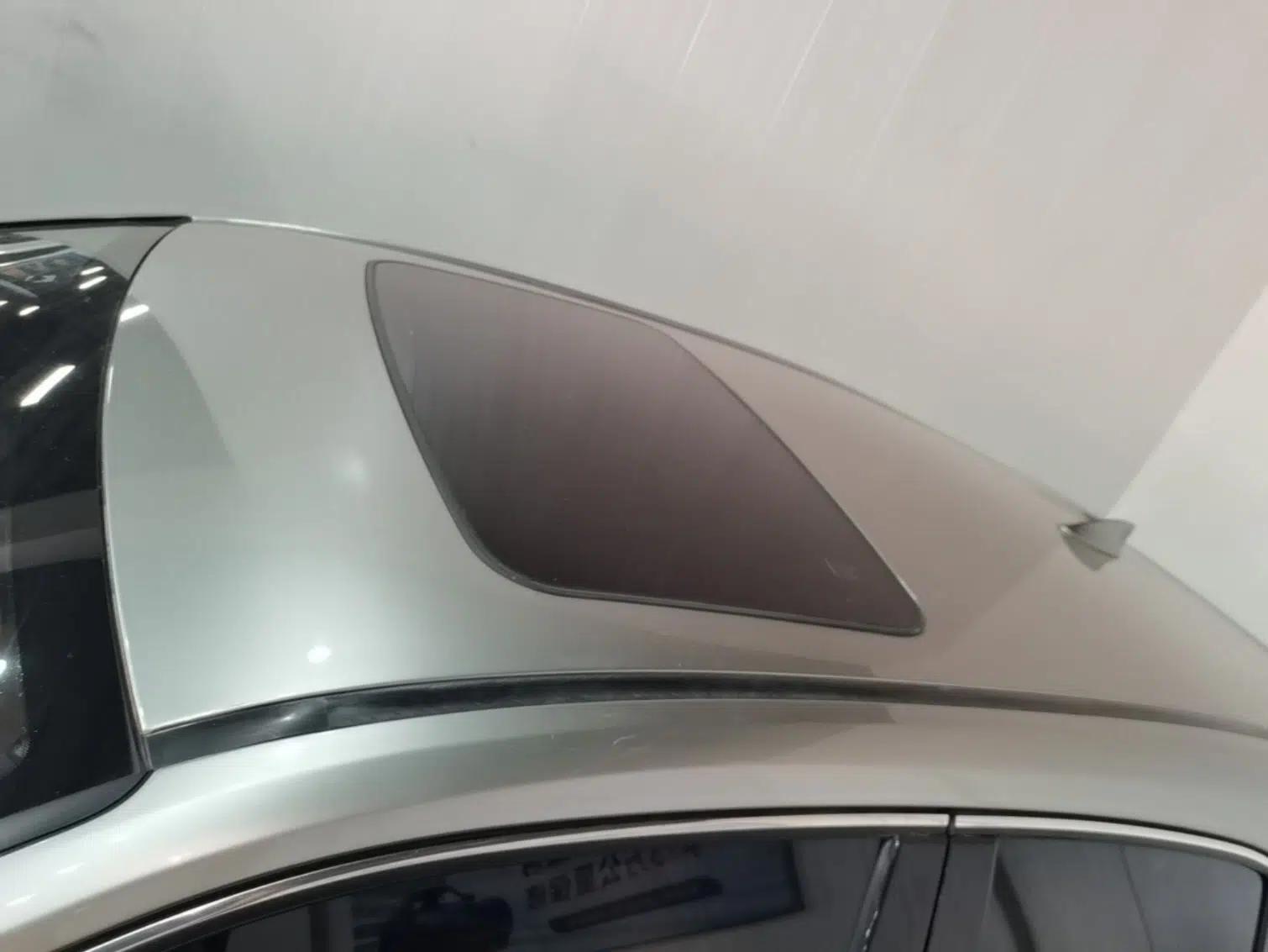 Lexus UX New Energy 2020 300e Pure·Joy Edition — миниатюра 11