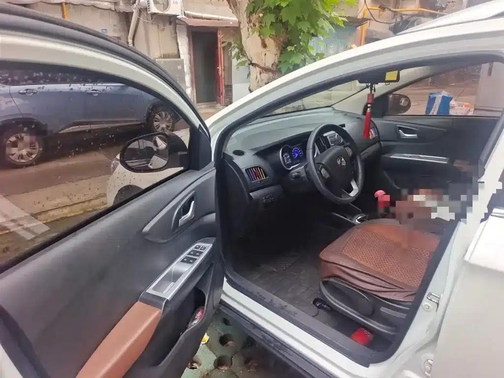 Dongfeng Fengshen AX3 2017 Leading Edition 1.5L Manual Sporty Model — миниатюра 14
