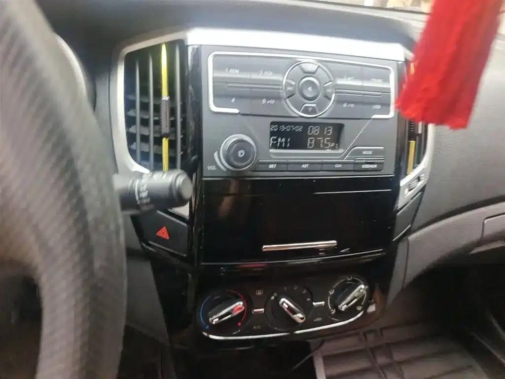 Dongfeng Fengshen AX3 2017 Leading Edition 1.5L Manual Sporty Model — миниатюра 6