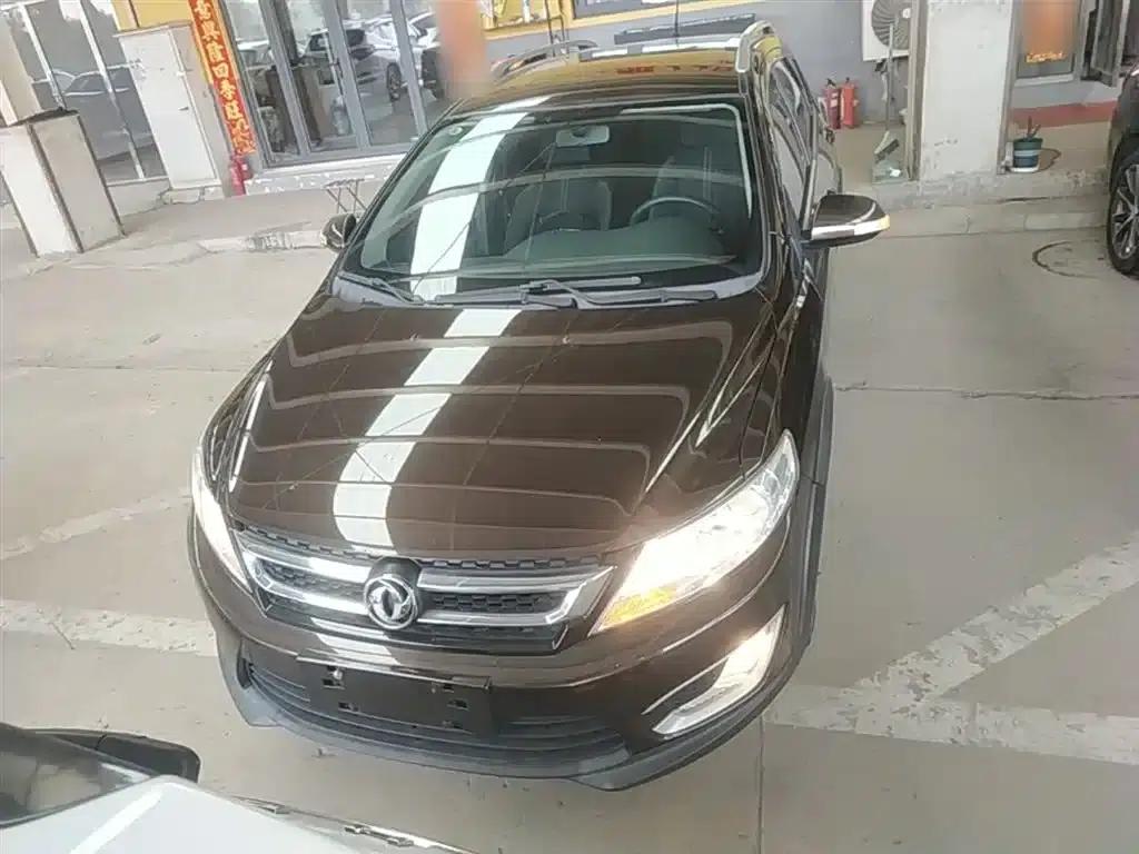 Dongfeng Fengshen AX3 2016 1.5L Automatic Premium Edition — миниатюра 3