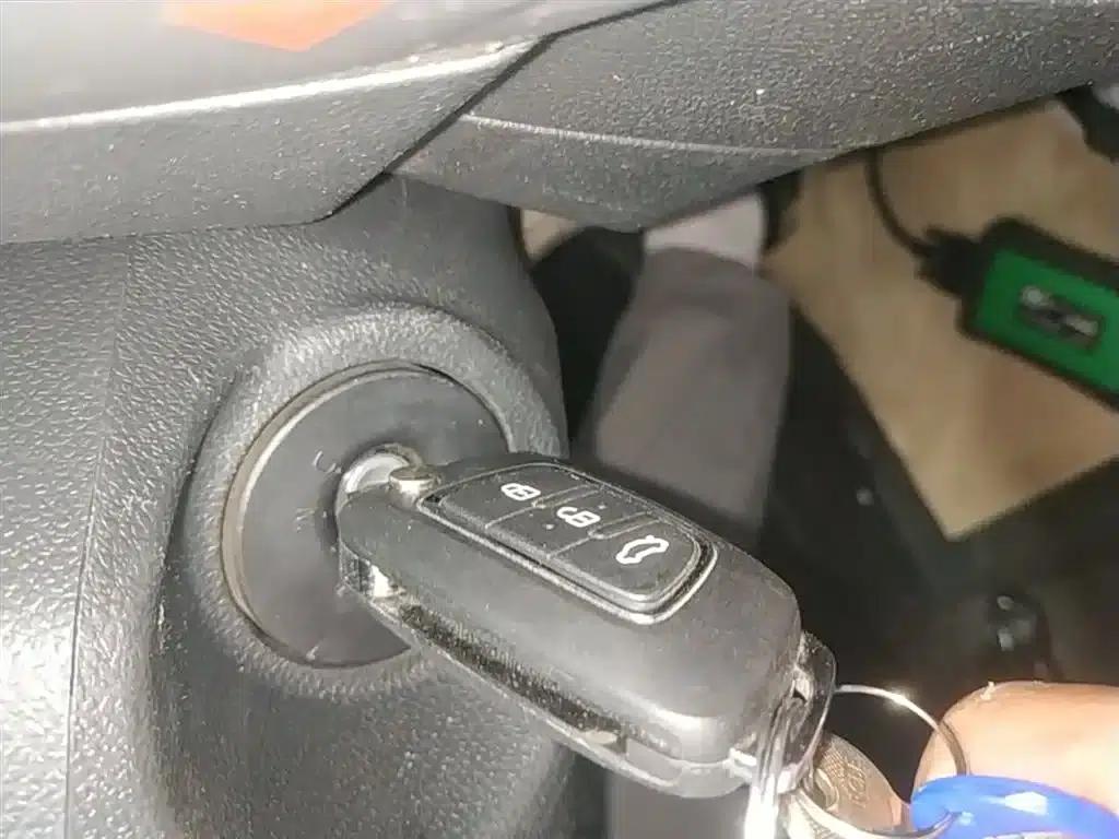 Dongfeng Fengshen AX3 2016 1.5L Automatic Premium Edition — миниатюра 9