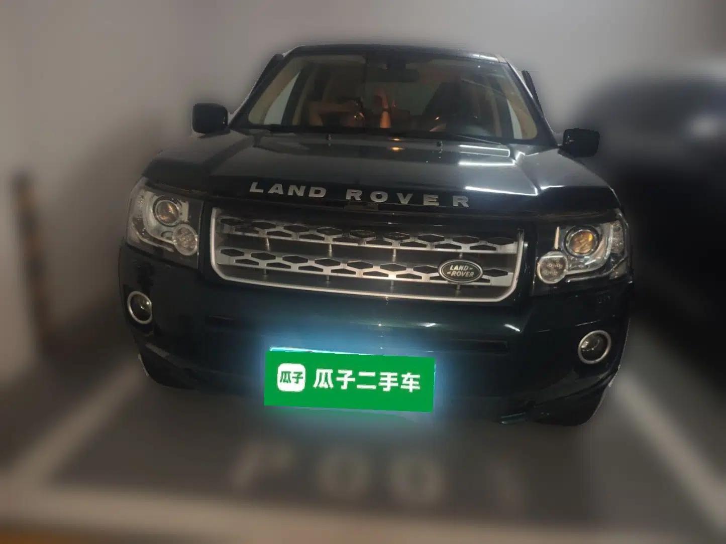 Land Rover Freelander 2 2014 2.0T Si4 SE Gasoline Version — миниатюра 2
