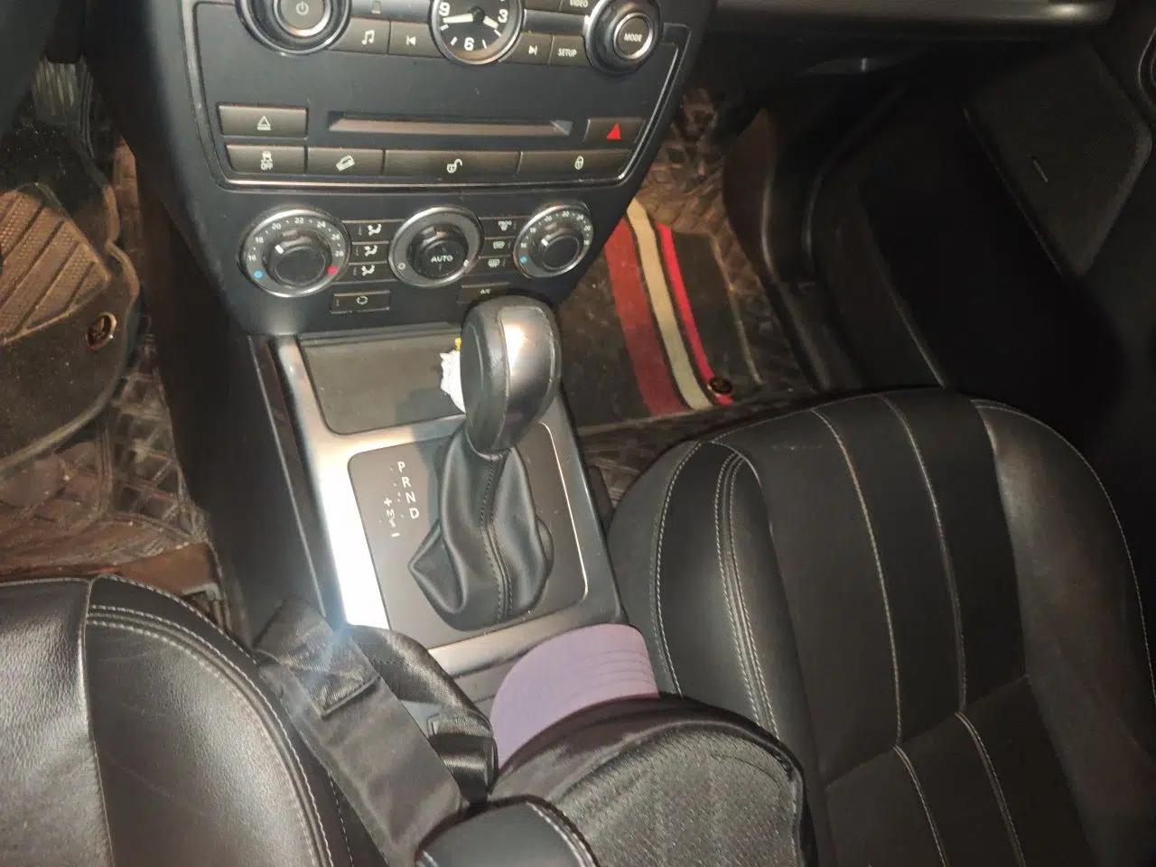 Land Rover Freelander 2 2014 2.0T Si4 SE Gasoline Version — миниатюра 15