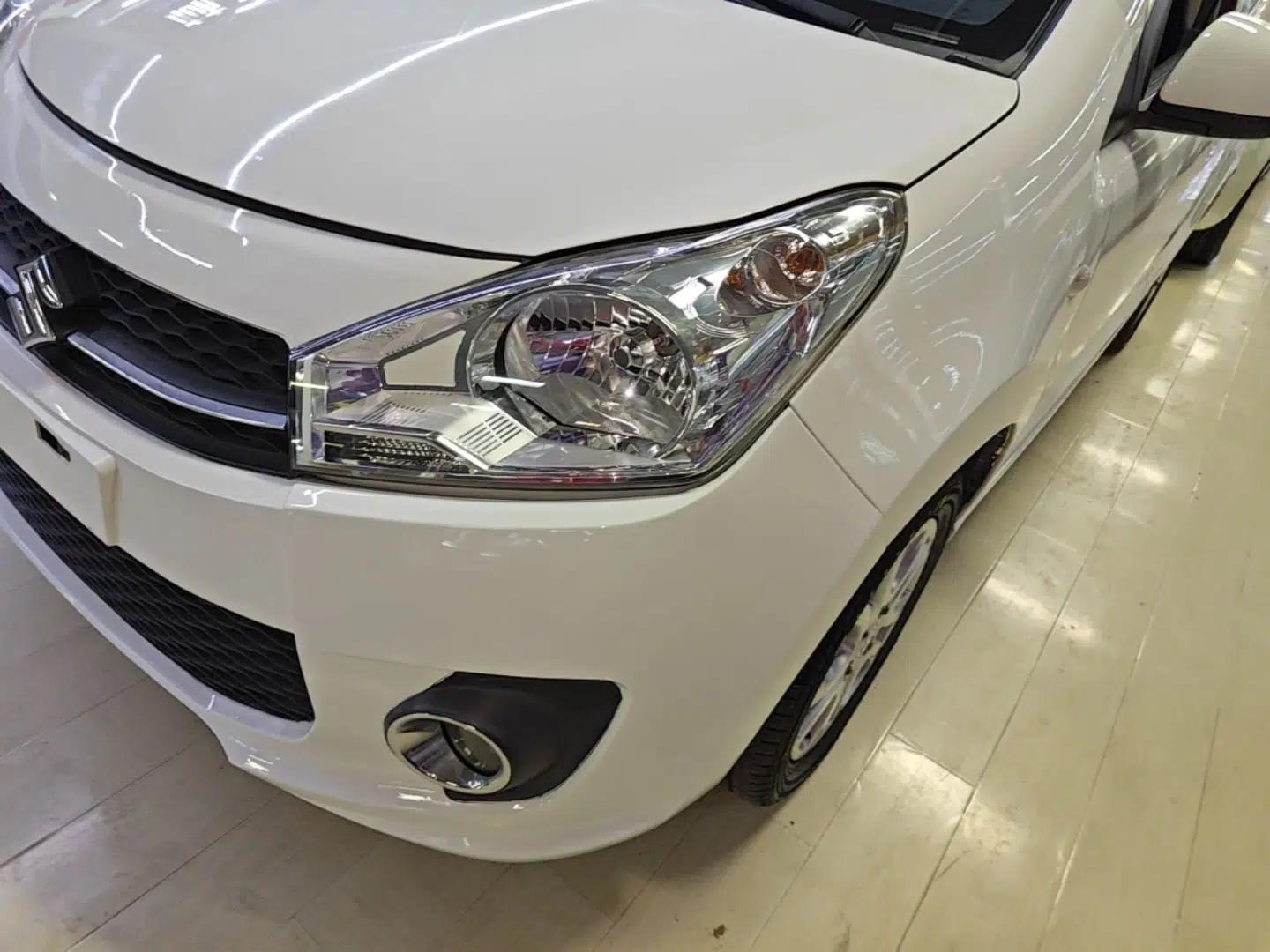 Suzuki Alto 2013 1.0L Automatic Luxury Model — миниатюра 5