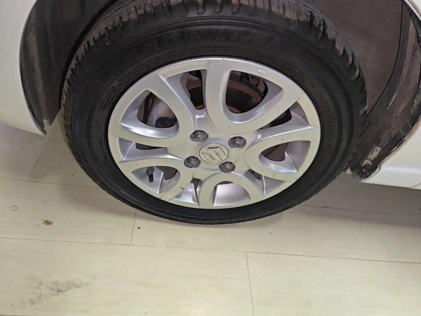 Suzuki Alto 2013 1.0L Automatic Luxury Model — миниатюра 9