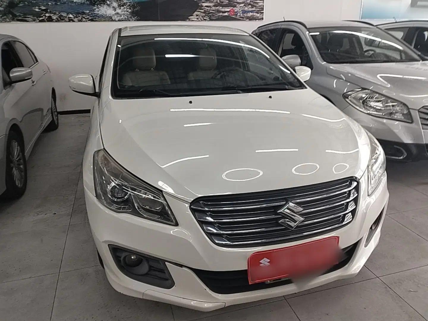 Suzuki Alivio 2015 1.6L Manual Comfort Model — миниатюра 2