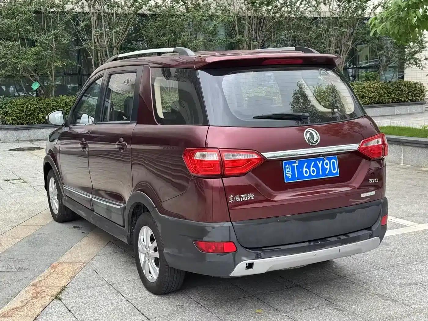 Fengguang 370 2016 Model 1.5L Manual Premium 7-Seater — миниатюра 4