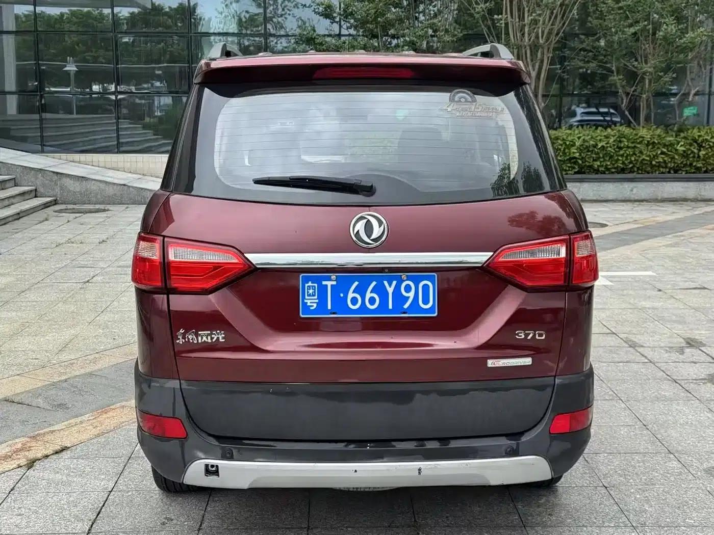 Fengguang 370 2016 Model 1.5L Manual Premium 7-Seater — миниатюра 6