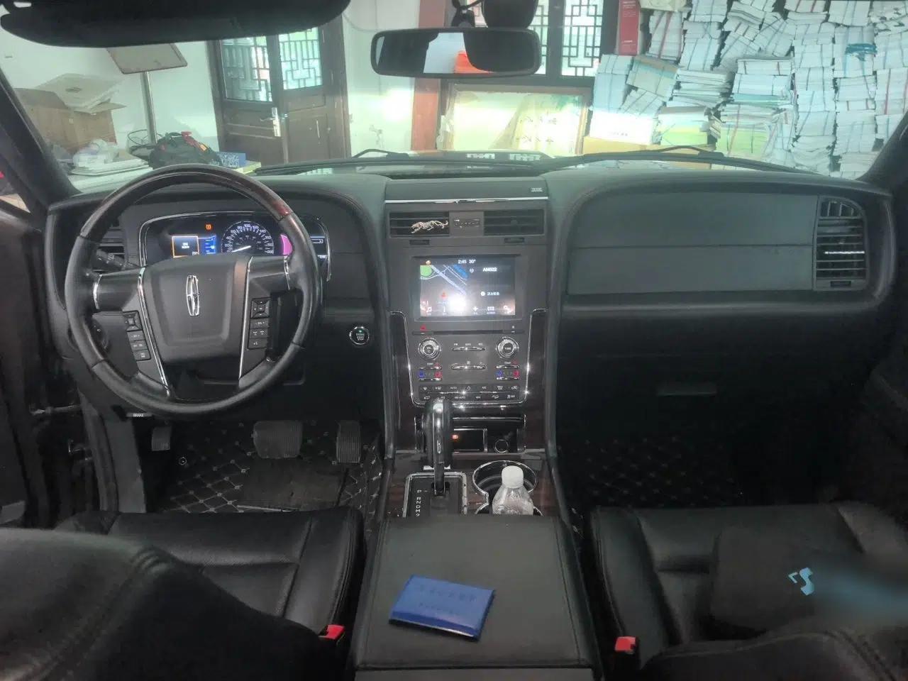 Lincoln Navigator 2017 3.5T AWD — миниатюра 10