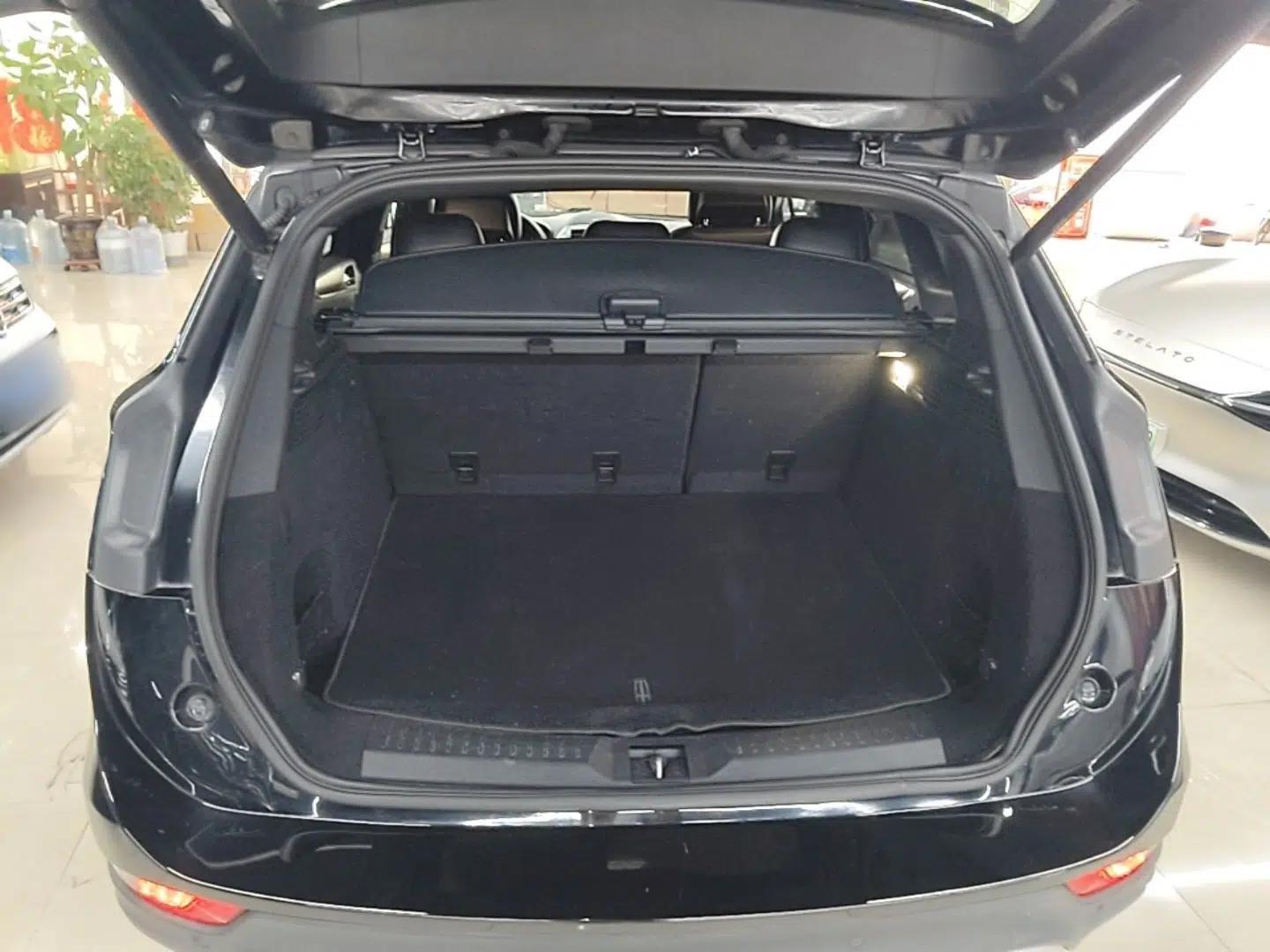 Lincoln MKC 2014 2.0T Four-Wheel Drive Luxury Edition — миниатюра 22