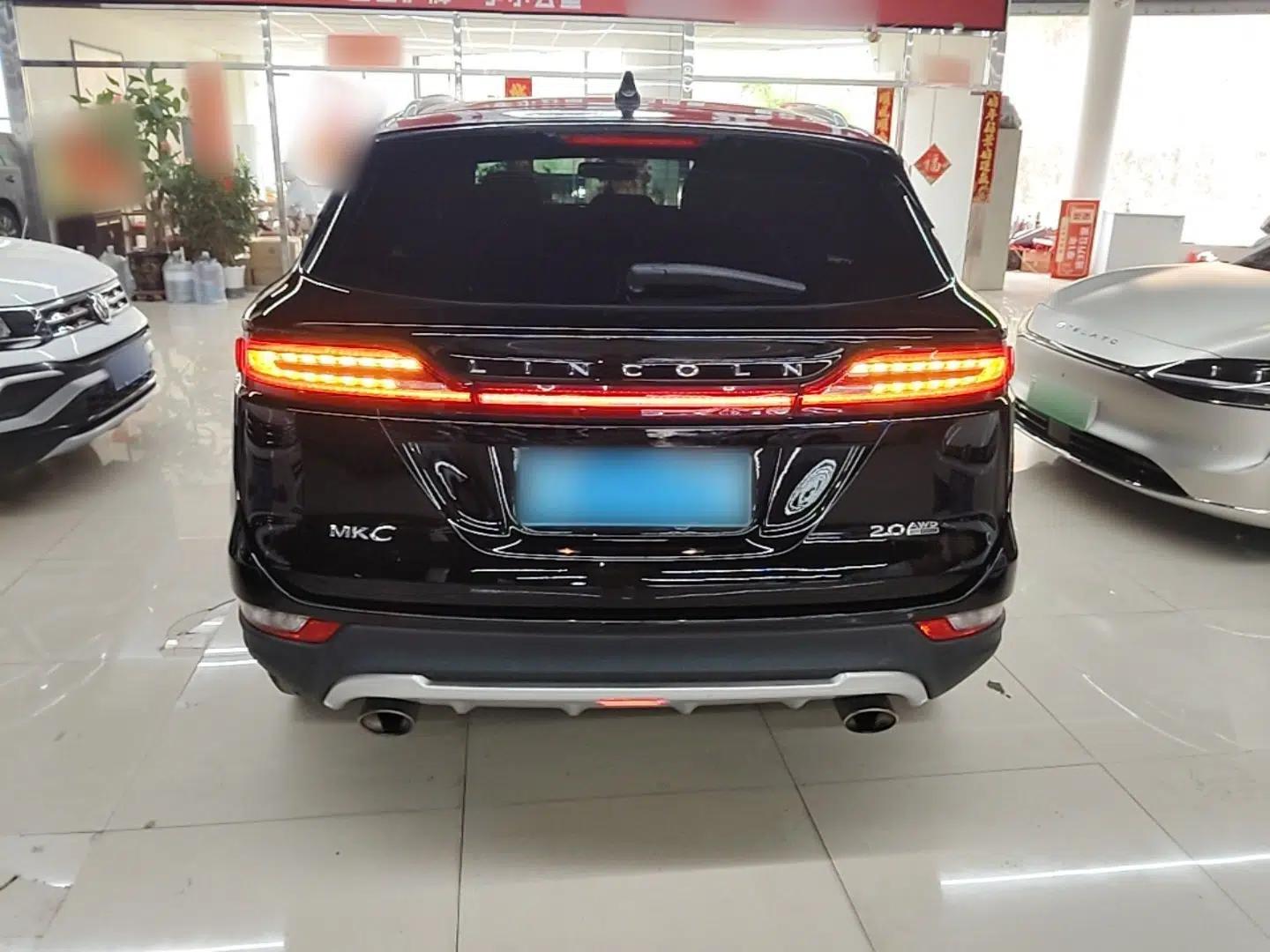 Lincoln MKC 2014 2.0T Four-Wheel Drive Luxury Edition — миниатюра 5