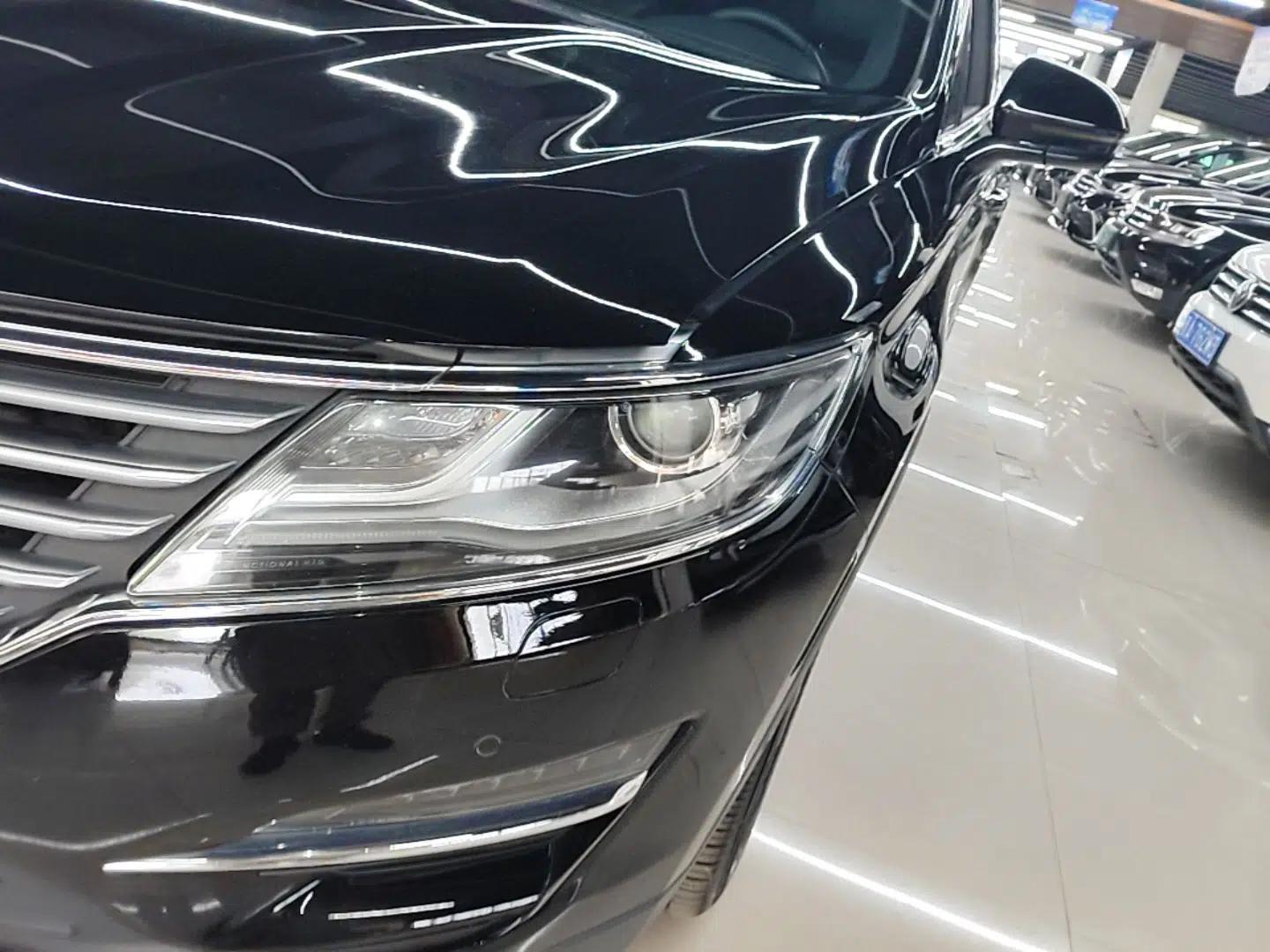 Lincoln MKC 2014 2.0T Four-Wheel Drive Luxury Edition — миниатюра 9