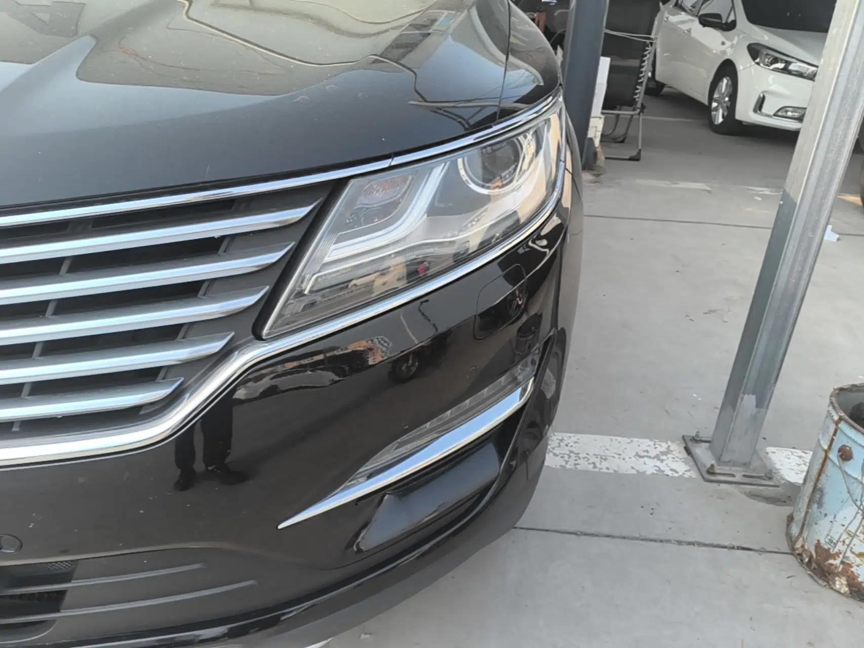 Lincoln MKC 2014 2.0T Two-Wheel-Drive Luxury Edition — миниатюра 9
