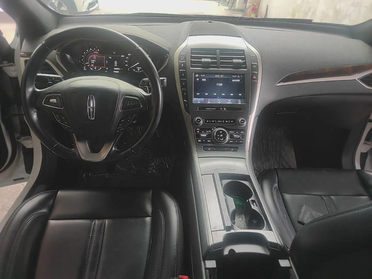 Lincoln MKZ 2019 2.0T Luxury Edition China VI — миниатюра 13