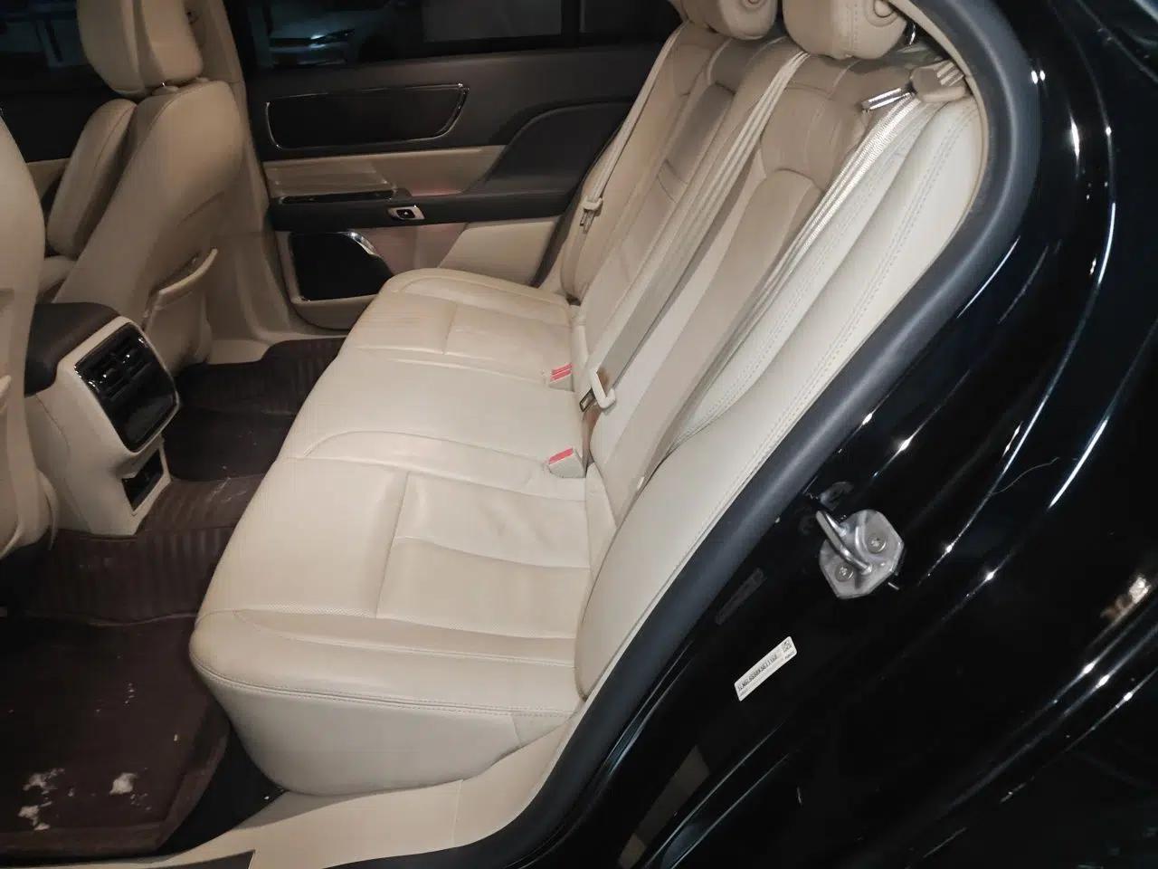 Lincoln Continental 2019 2.0T Two-Wheel Drive Luxury Edition China VI Standard — миниатюра 20