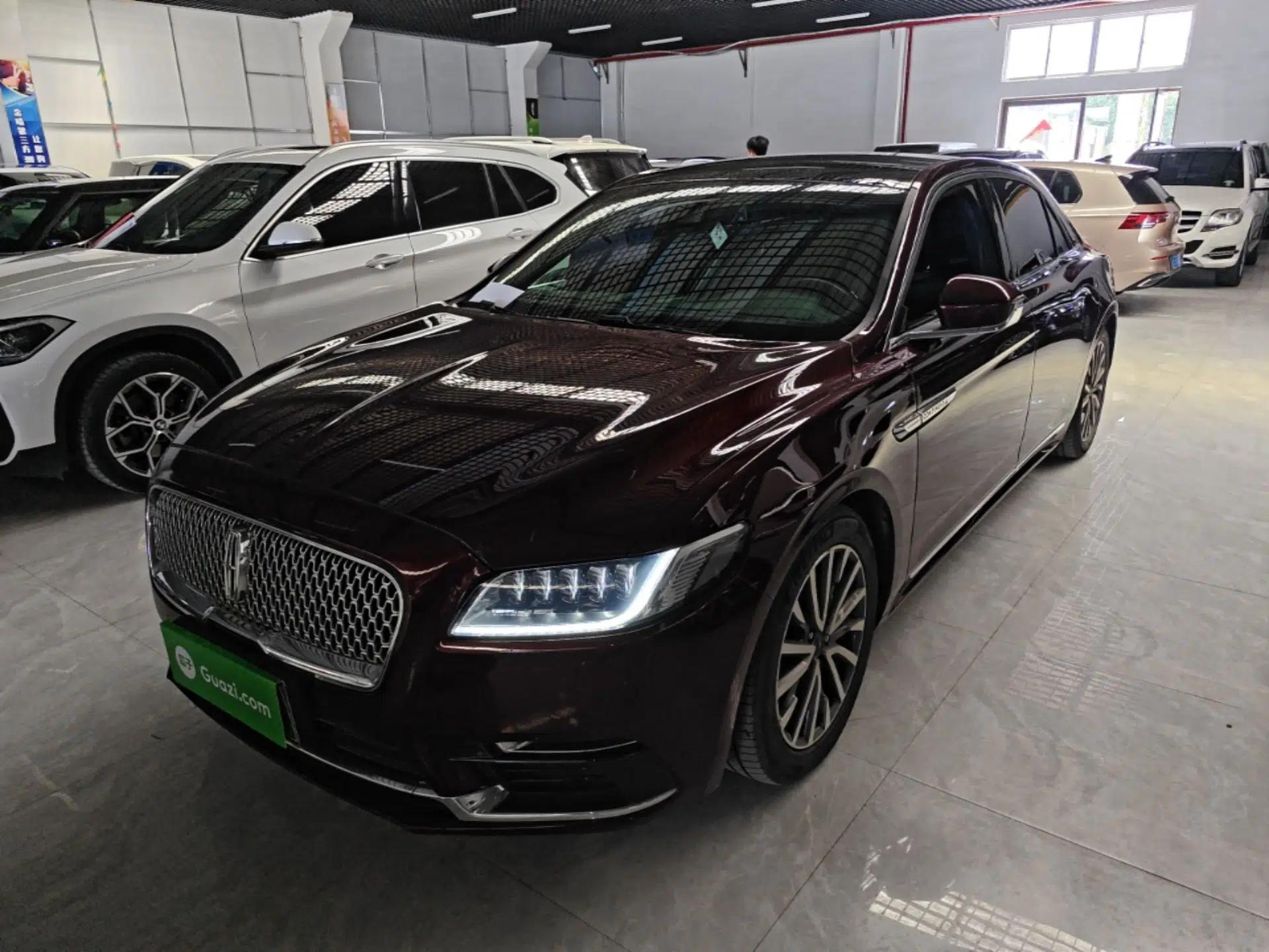Lincoln Continental 2018 2.0T Two-Wheel Drive Luxury Edition — миниатюра 1
