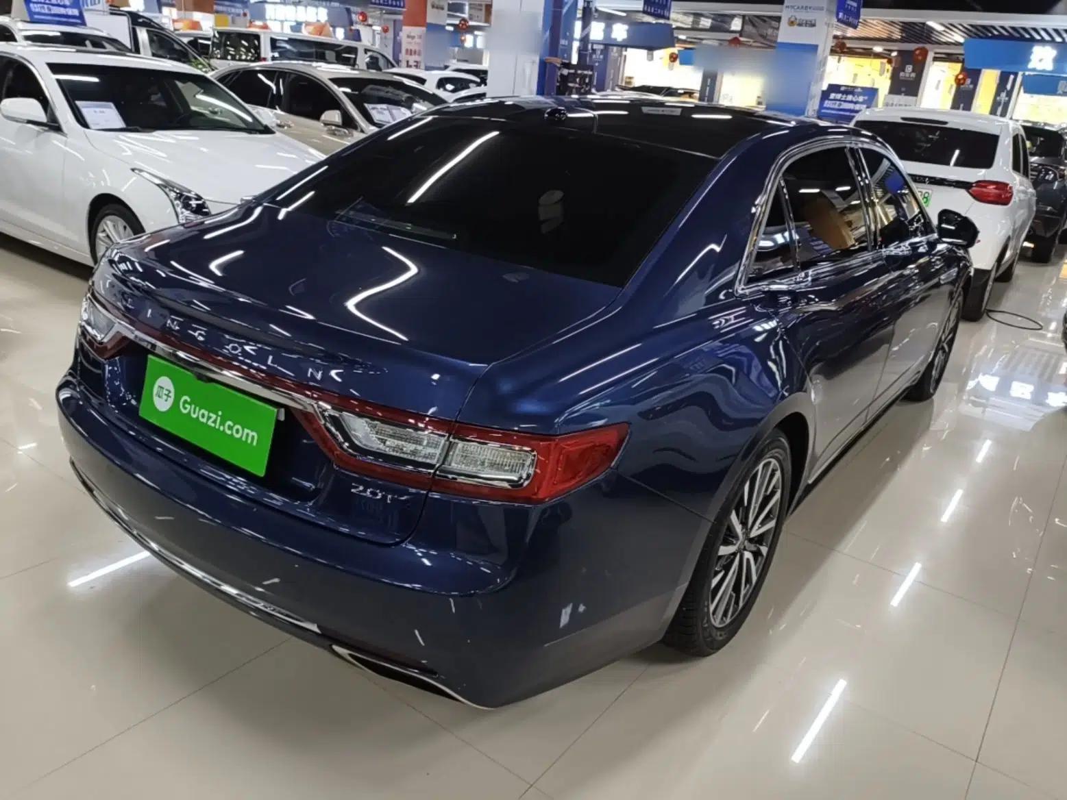 Lincoln Continental 2017 2.0T Two-Wheel-Drive Luxury Edition — миниатюра 4