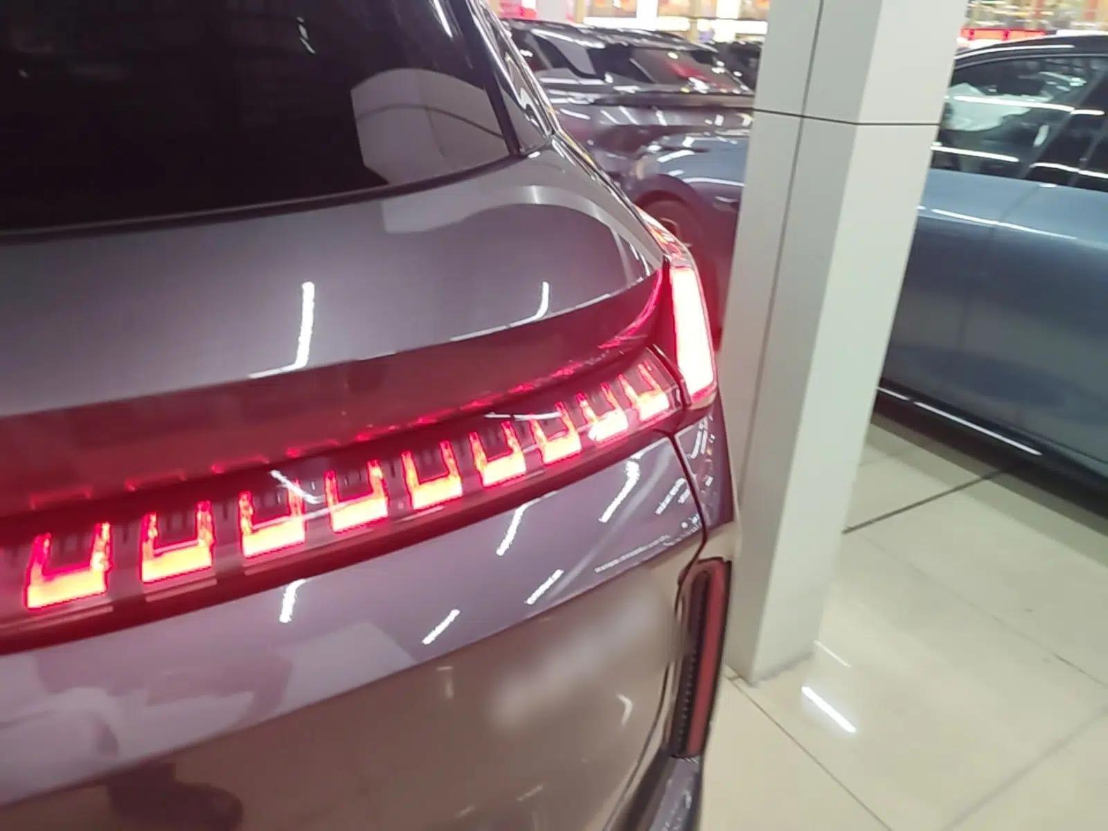 Lynk & Co 08 EM-P 2025 120km Long-Range Pro — миниатюра 7