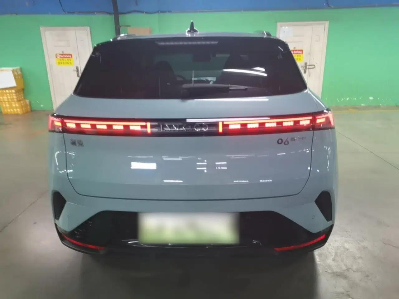 Lynk & Co 06 EM-P 2023 EM-P 126 Long-Range Halo — миниатюра 5