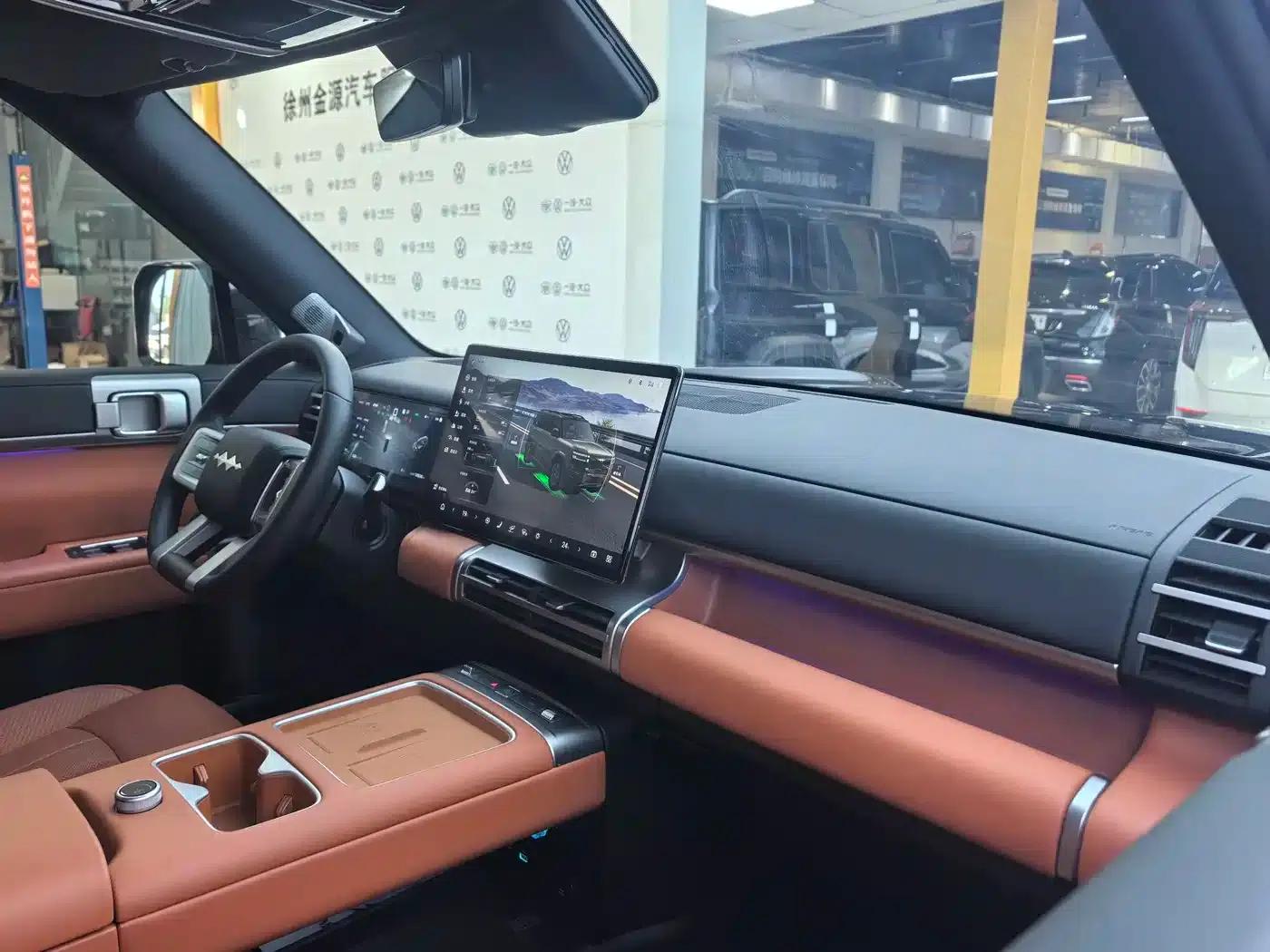 Titanium 7 2025 Model 190KM 4WD Ultra Edition — миниатюра 4