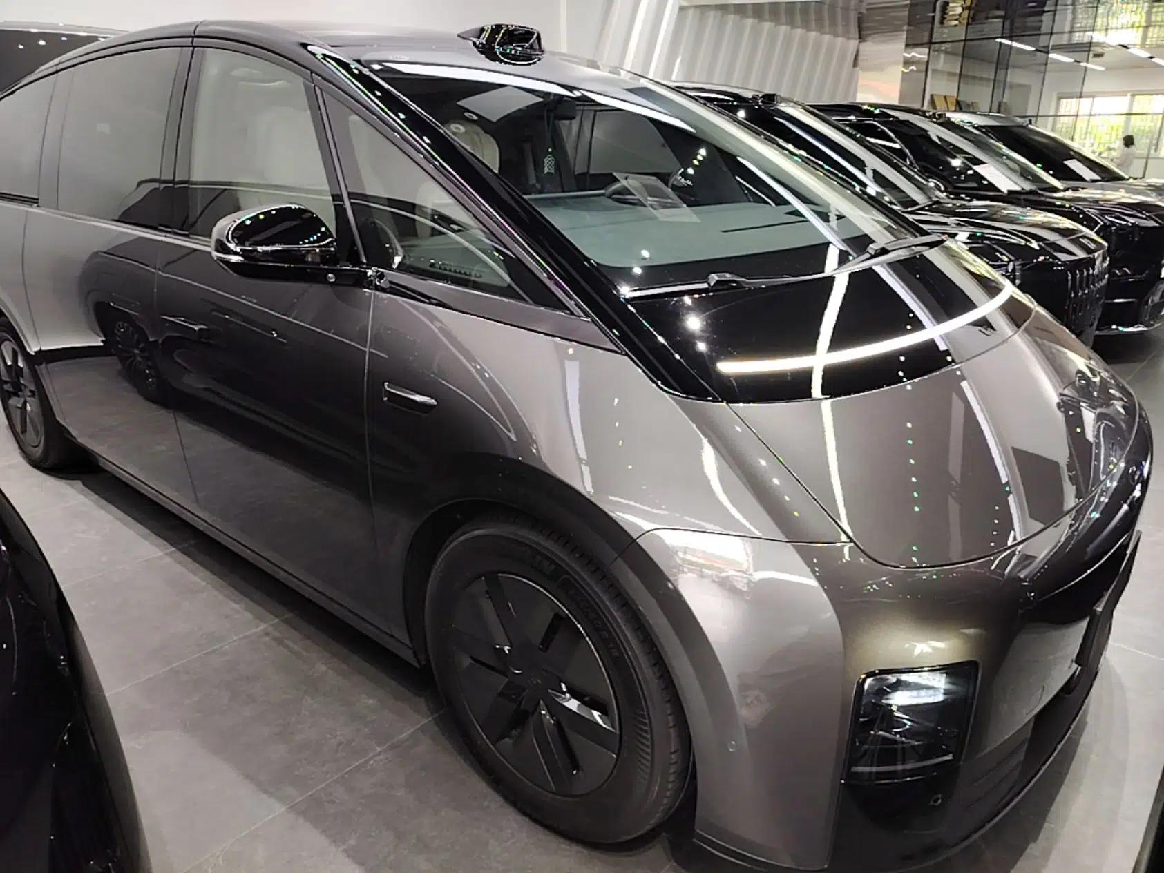 Li Auto MEGA 2024 Ultra Model — миниатюра 3