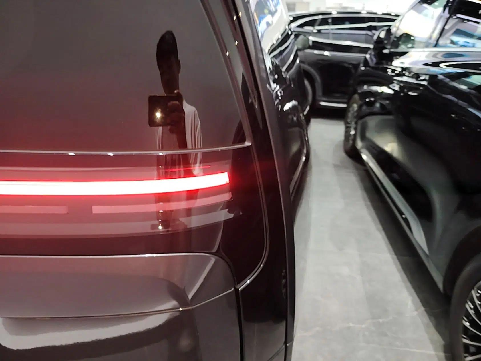 Li Auto MEGA 2024 Ultra Model — миниатюра 7