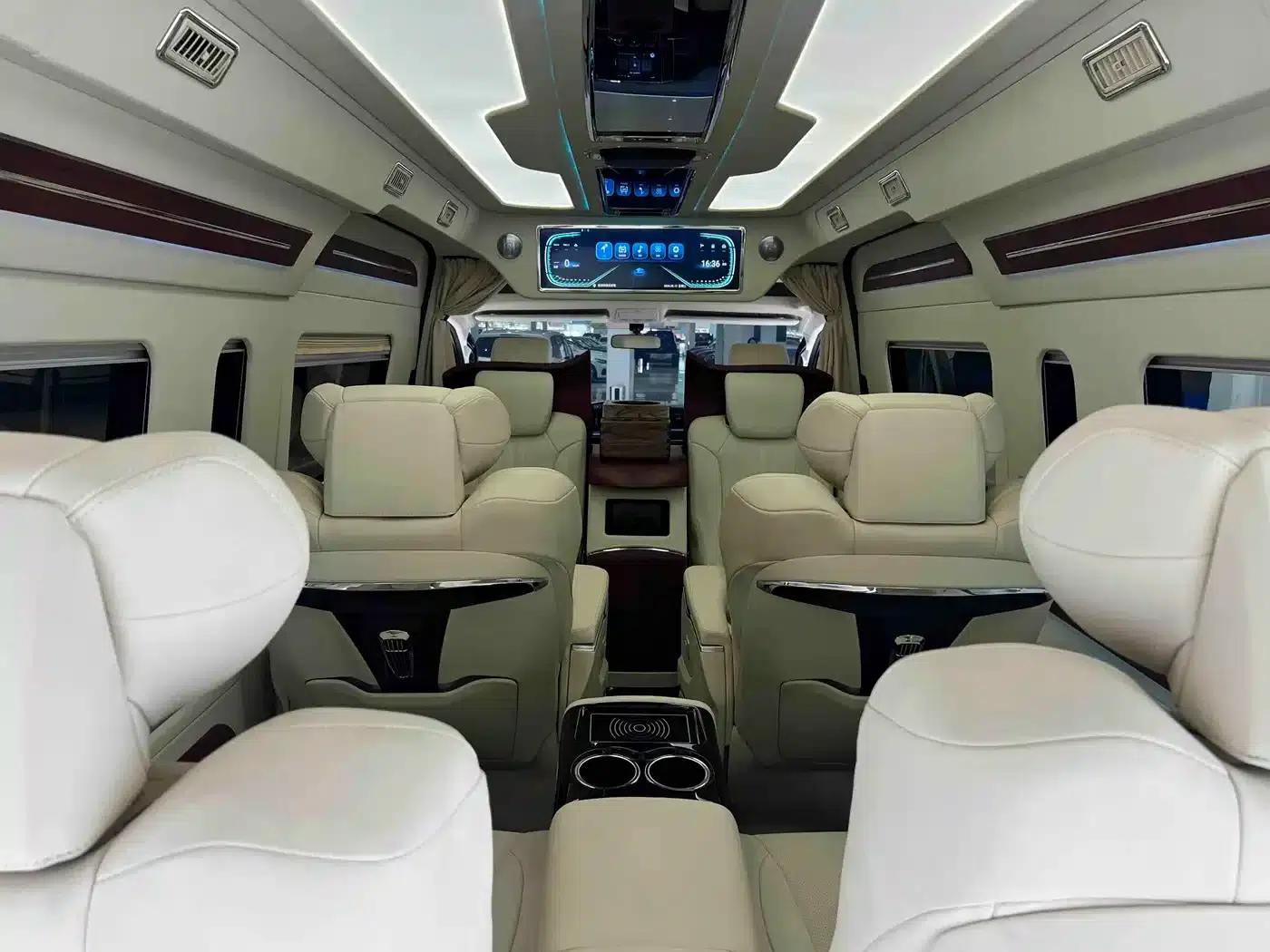 2021 HIACE 3.5L Middle East Edition — миниатюра 15