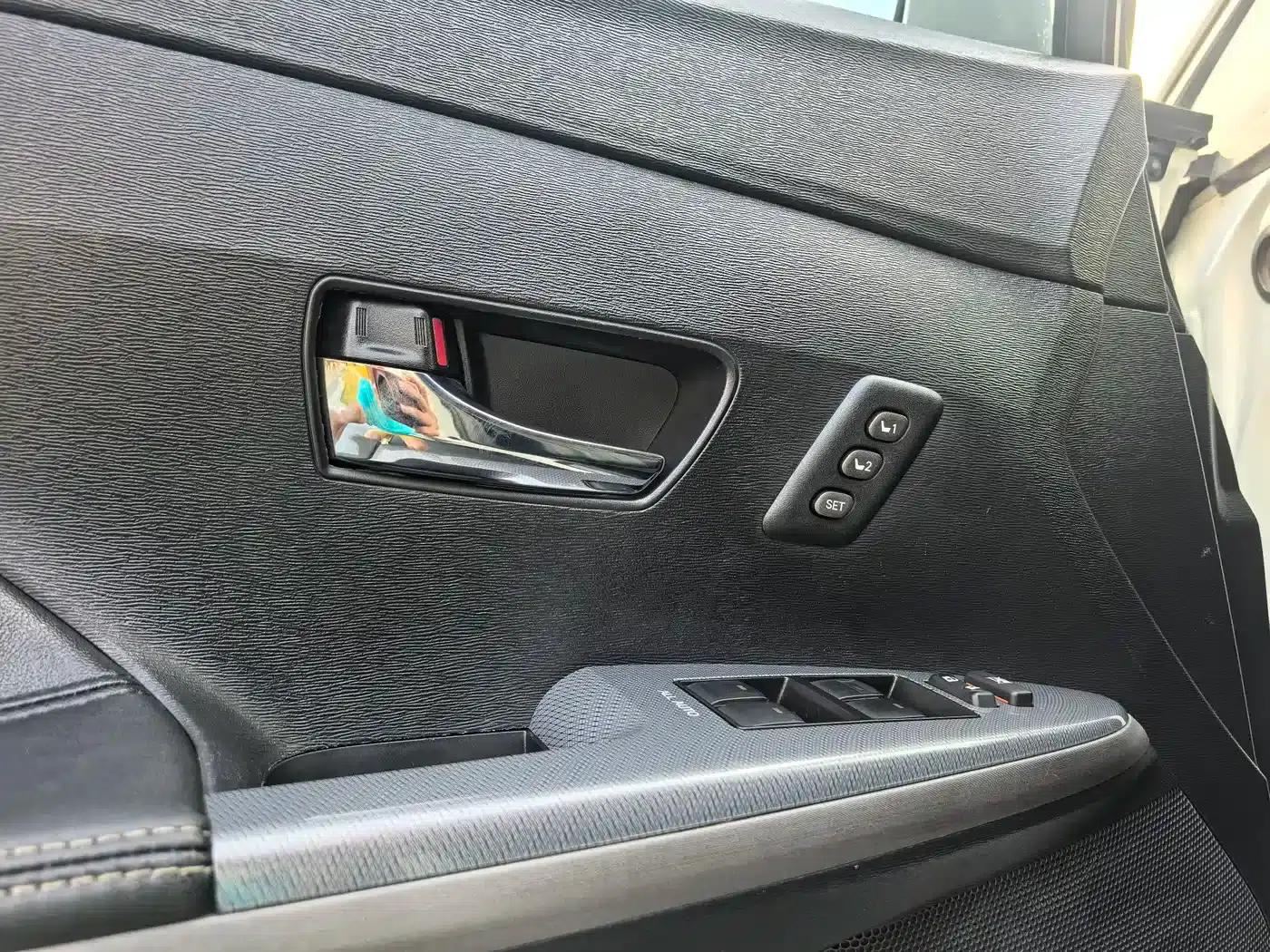 Imported 2013 Venza 2.7L 2WD Luxury Edition — миниатюра 7