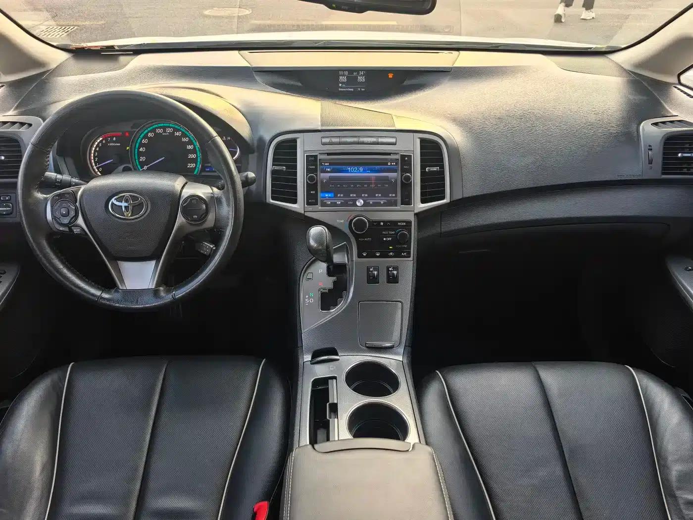 Imported 2013 Venza 2.7L 2WD Luxury Edition — миниатюра 10