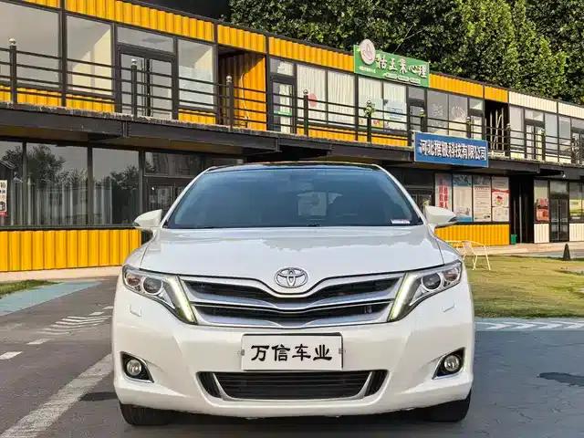 Imported 2013 Venza 2.7L 2WD Luxury Edition