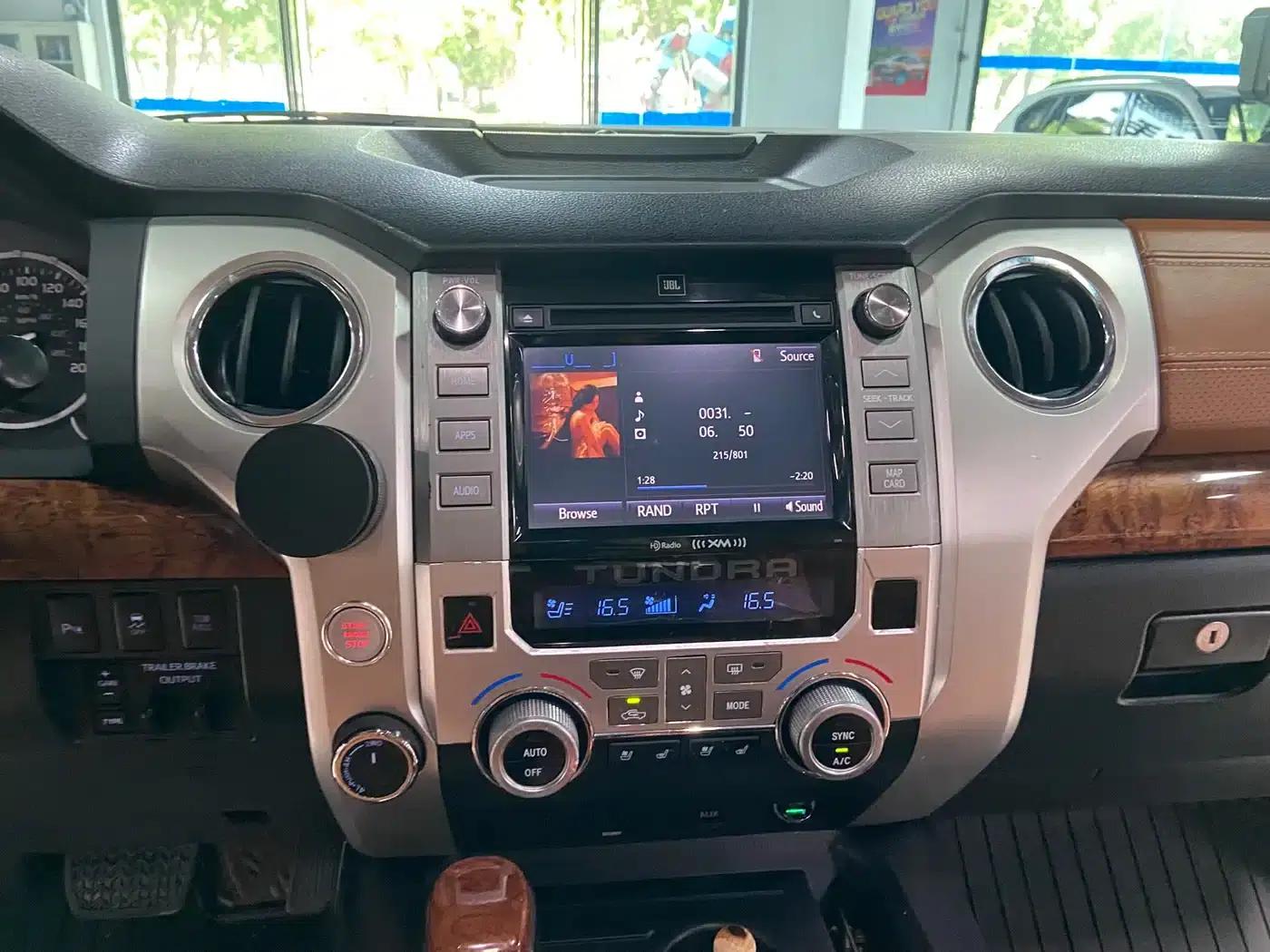 2014 Tundra 5.7L 1794 Edition — миниатюра 12