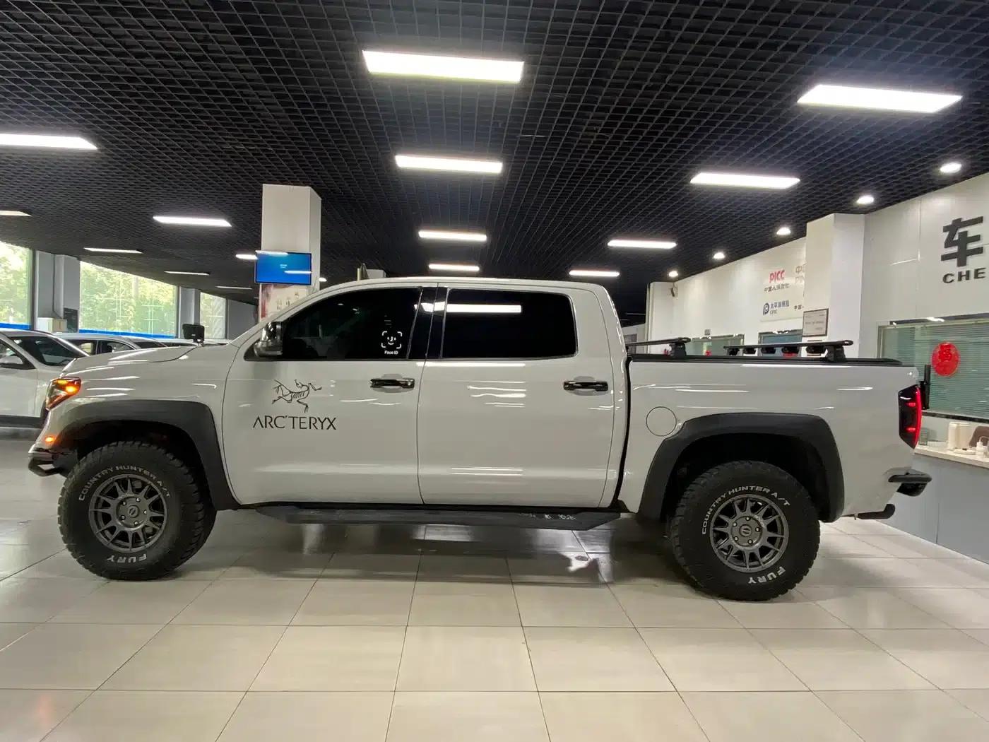 2014 Tundra 5.7L 1794 Edition — миниатюра 3