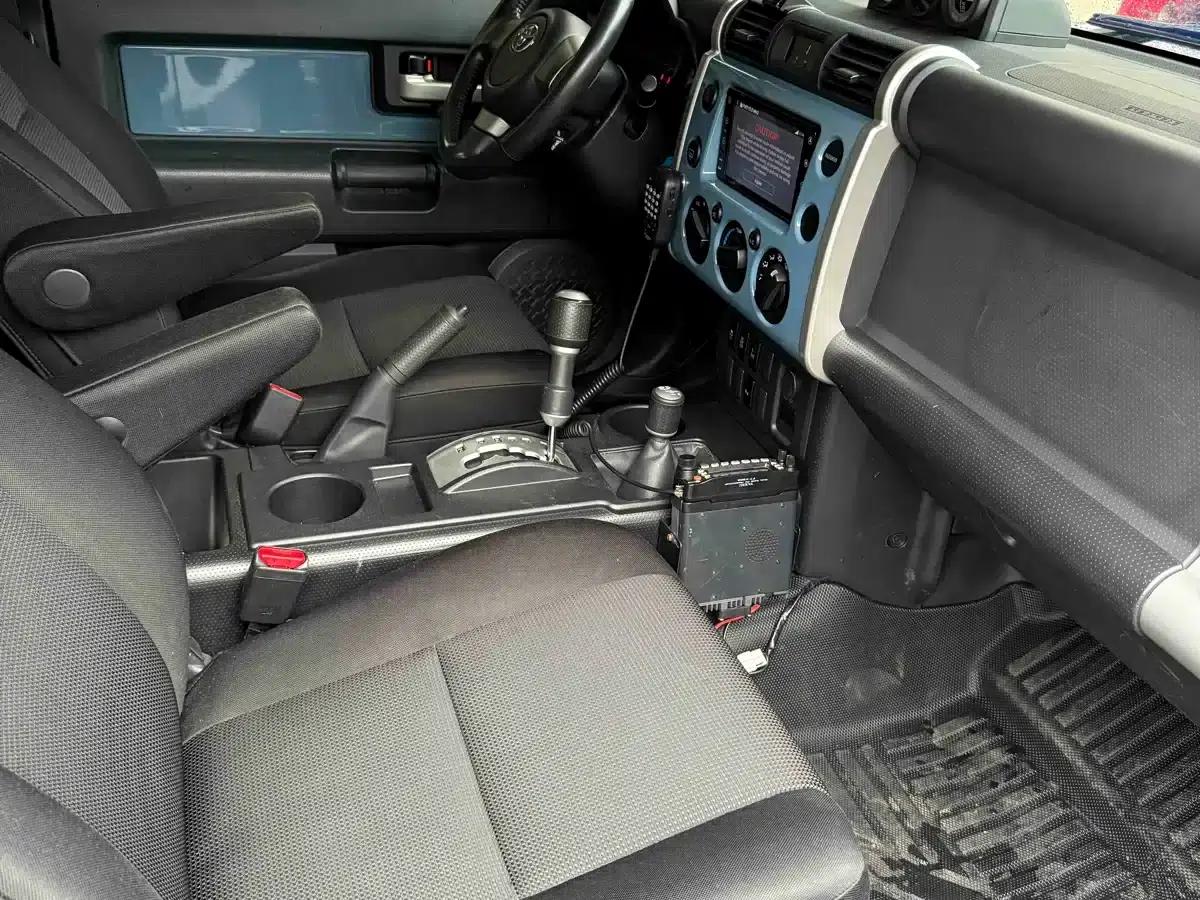 2018 FJ Cruiser 4.0L Middle East Edition — миниатюра 5