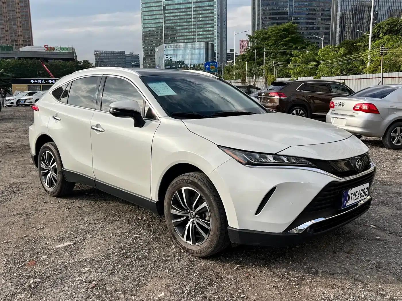 HARRIER 2022 2.0L CVT 2WD Premium Edition — миниатюра 2
