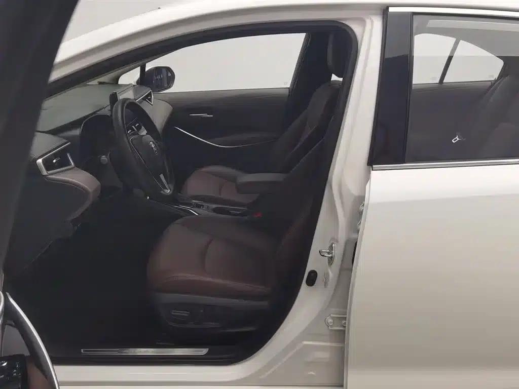 2021 Avalon 2.0L Premium Edition — миниатюра 10