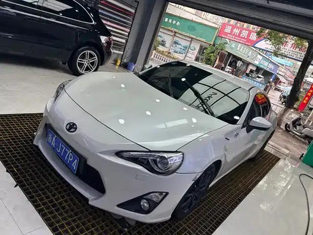 Toyota 86 2013 2.0L Automatic Luxury