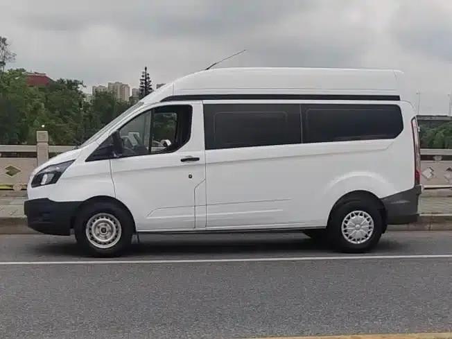 Ford Transit 2019 2.0T Diesel Multi-functional Commercial Vehicle, Central Wheelbase, Central Roof, 6 Seats, National VI Emission Standard — миниатюра 7