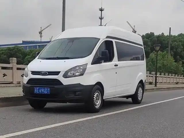 Ford Transit 2019 2.0T Diesel Multi-functional Commercial Vehicle, Central Wheelbase, Central Roof, 6 Seats, National VI Emission Standard