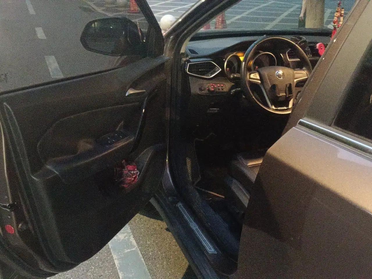 MG GS 2016 1.5TGI TST Luxury Edition — миниатюра 17