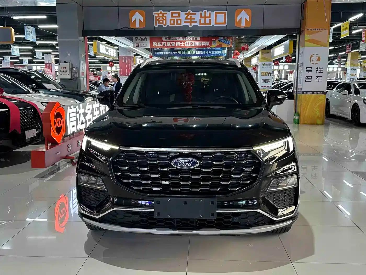 Lingyu 2021 EcoBoost 225 Platinum Edition 5-seater — миниатюра 2