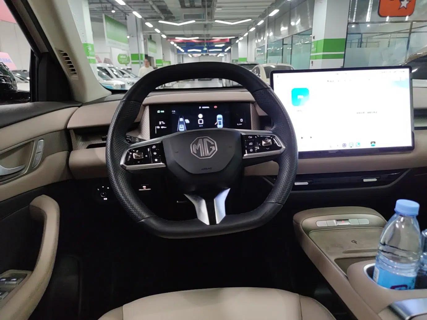 MG ES5 2025 525max Rear-Drive Intelligent Driving Version — миниатюра 14