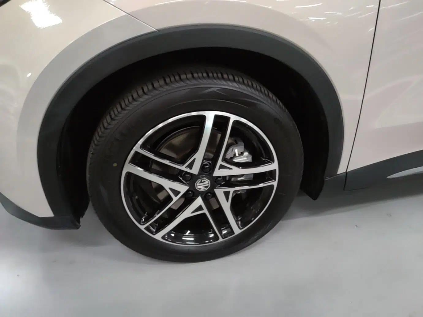 MG ES5 2025 525max Rear-Drive Intelligent Driving Version — миниатюра 8