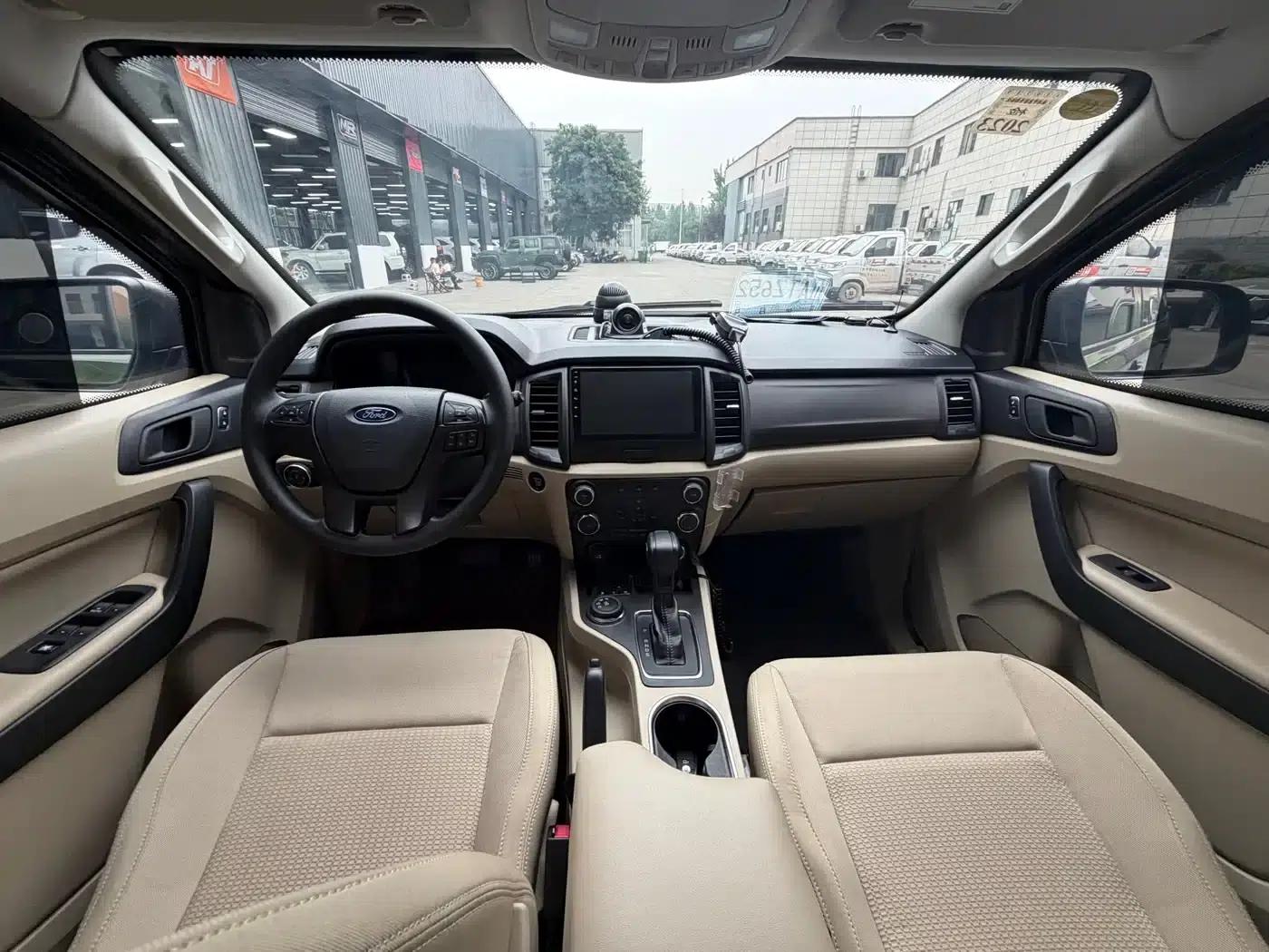 2020 Ford Everest 2.3T Gasoline Automatic 4WD Elite Edition (5-seater) — миниатюра 6
