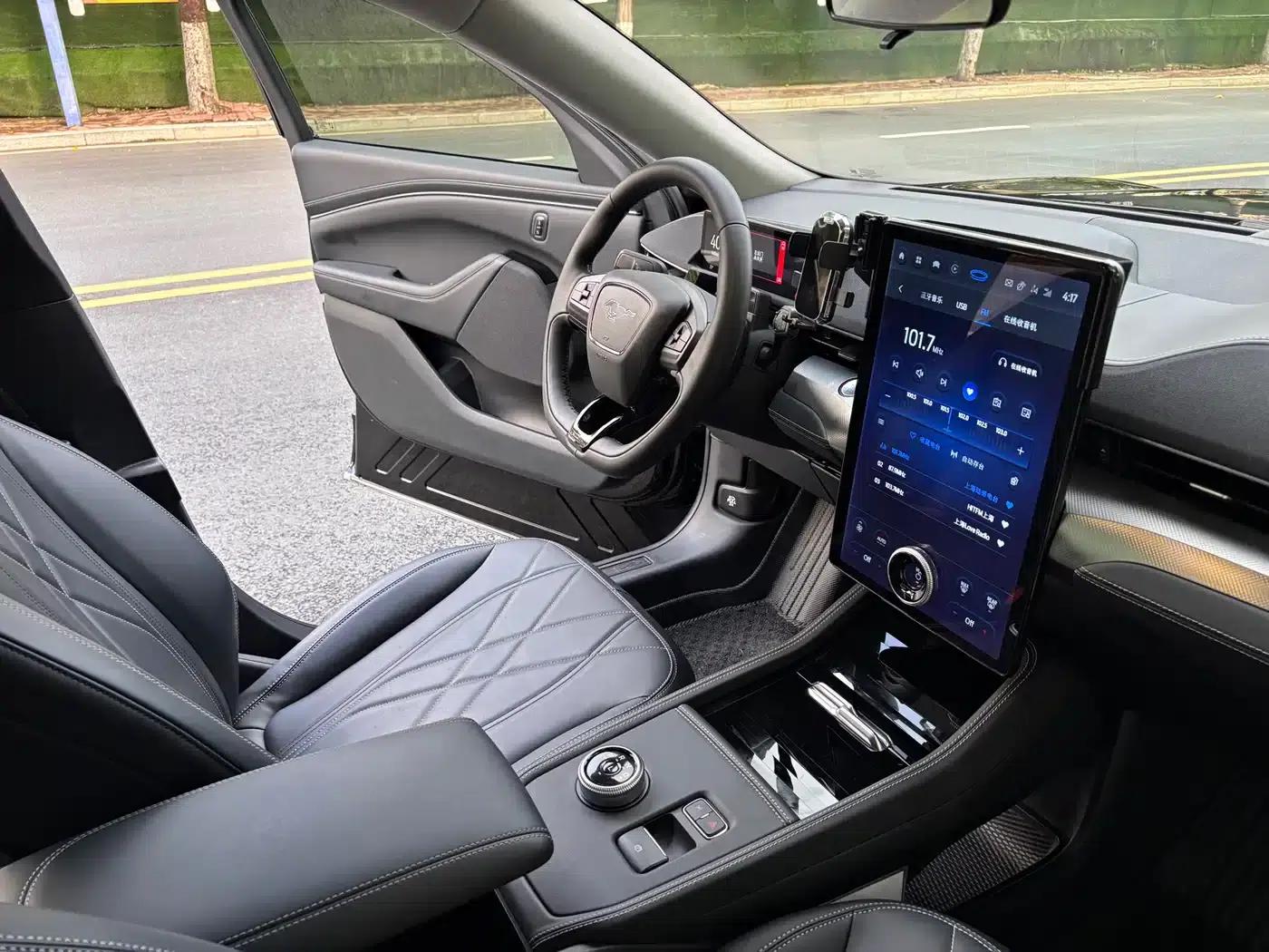 2021 Ford eCar Rear-Wheel Drive (Standard Range) — миниатюра 25