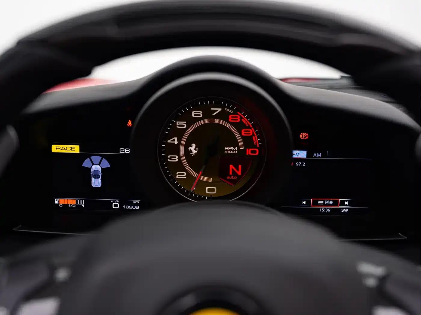 2015 Ferrari 488 Spider — миниатюра 19