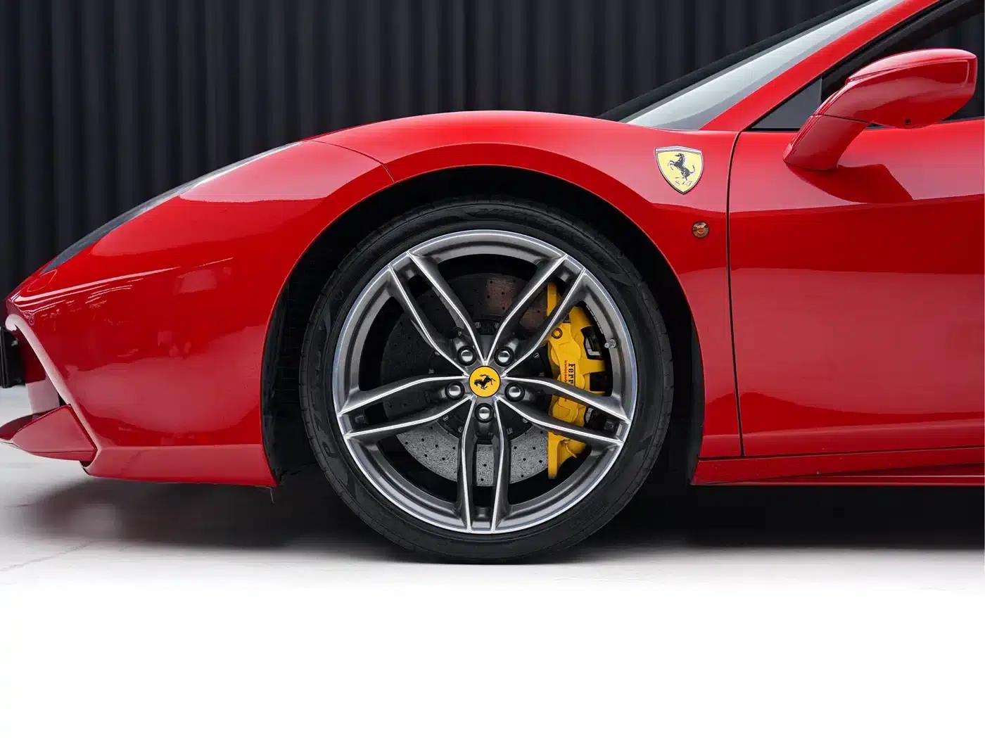 2015 Ferrari 488 Spider — миниатюра 6