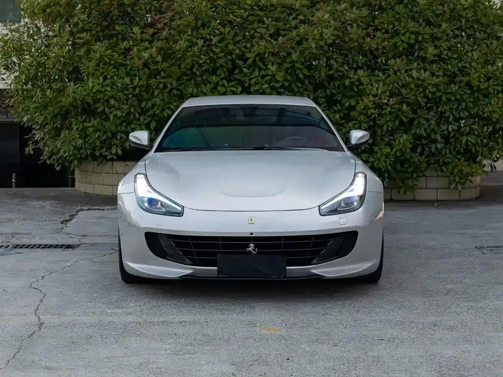 2017 GTC4Lusso 3.9T V8 — миниатюра 2