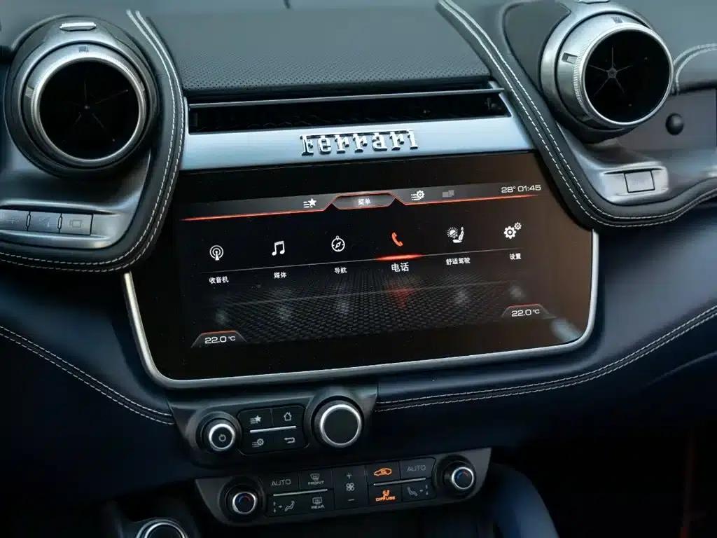2017 GTC4Lusso 3.9T V8 — миниатюра 13