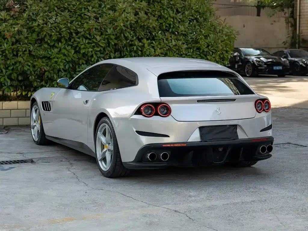 2017 GTC4Lusso 3.9T V8 — миниатюра 6